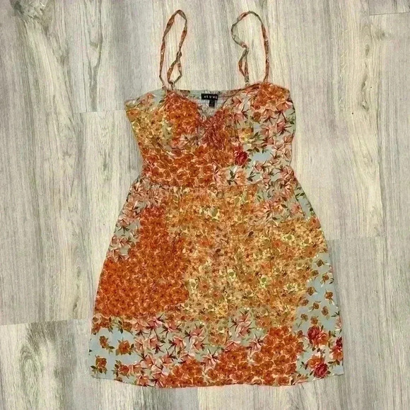 As U Wish Women’s Floral Sleeveless Button Tie-Front Mini Skater Dress Size M - Picture 1 of 9